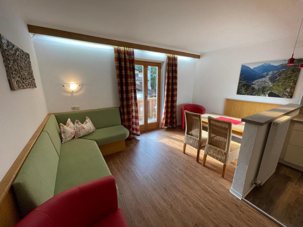 Gaestehaus Poell Mayrhofen Bagian luar foto