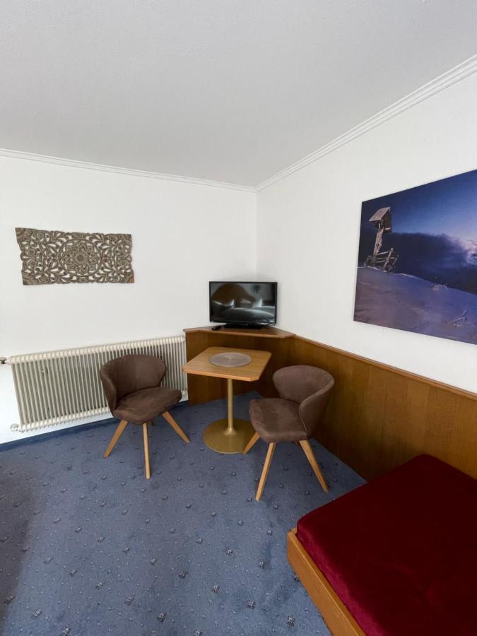 Gaestehaus Poell Mayrhofen Bagian luar foto