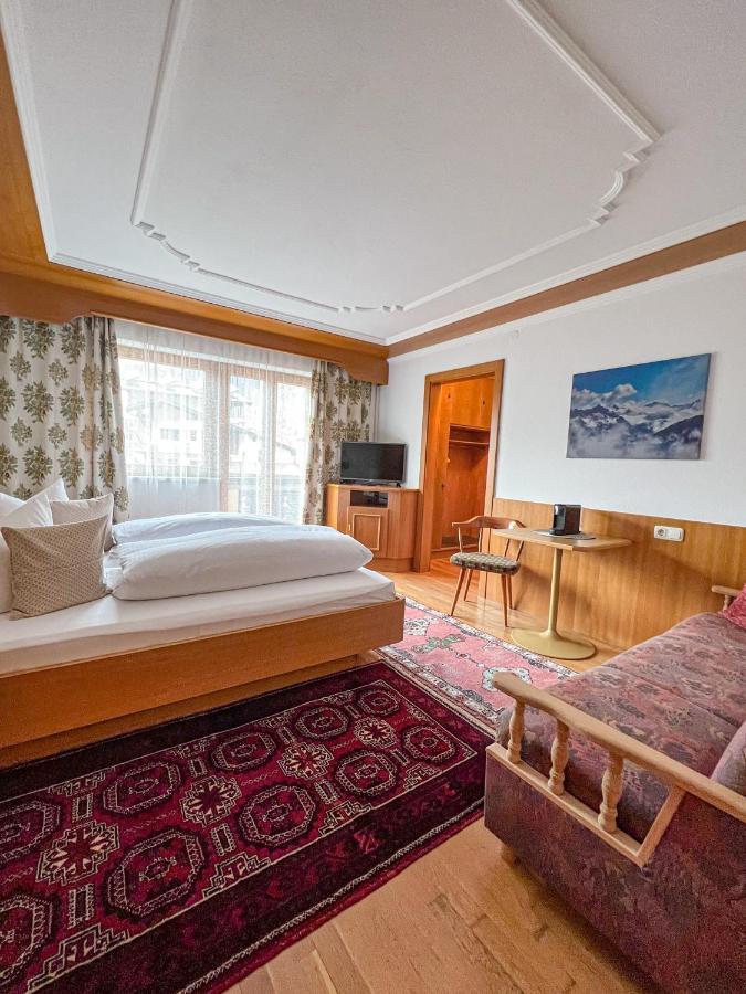 Gaestehaus Poell Mayrhofen Bagian luar foto