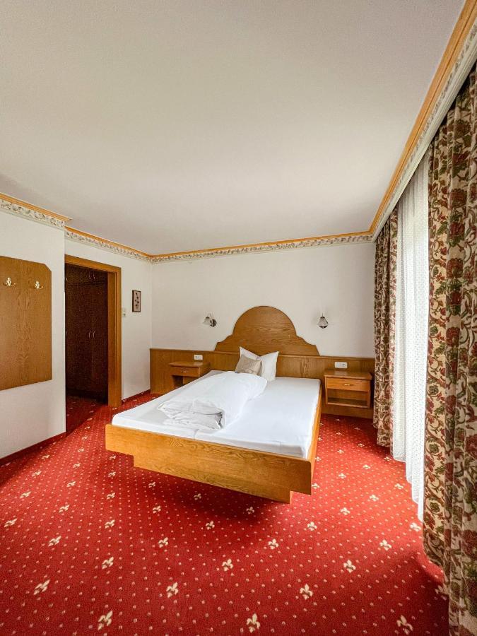 Gaestehaus Poell Mayrhofen Bagian luar foto